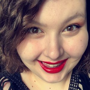 Meet your Posher, Bridgette